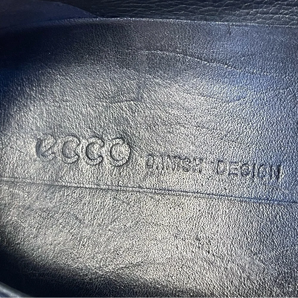 ECCO Soft 8 Black Leather Lace Up Sneakers Comfort Walking Minimalist EU 39
